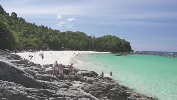 泰国普吉 2020年1月9日 自由海滩 在泰国普吉非常受欢迎的旅游胜地 — 图库视频影像