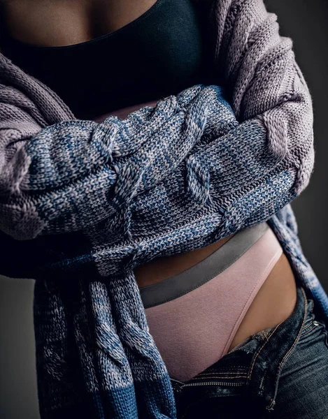 Close-up, vrouw in sexy blauwe lingerie — Stockfoto