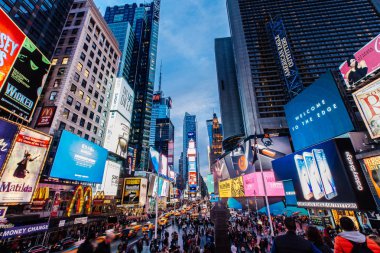 Bahar Nisan 2015 günbatımında kez Suqare Manhattan, New York'taki Uni