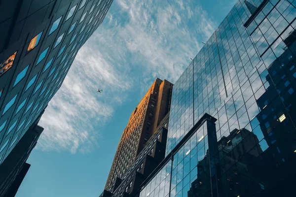 Vue des immeubles de bureaux de la ville de New York — Photo