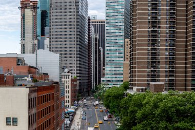 New York City / Usa - 20 Haziran 2018: Gökdelen ve New York 'un Aşağı Manhattan Finansal Bölgesi' ndeki eski binalar
