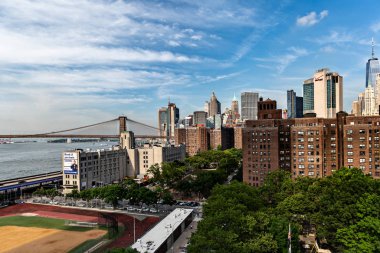 New York City / Usa - 31 Haziran 2018: Manhattan Köprüsü 'nden aşağı Manhattan Skyline manzarası