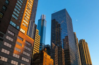 New York City / Usa - 19 Haziran 2018: Manhattan 'daki Midtown gökdelenleri ve binaları