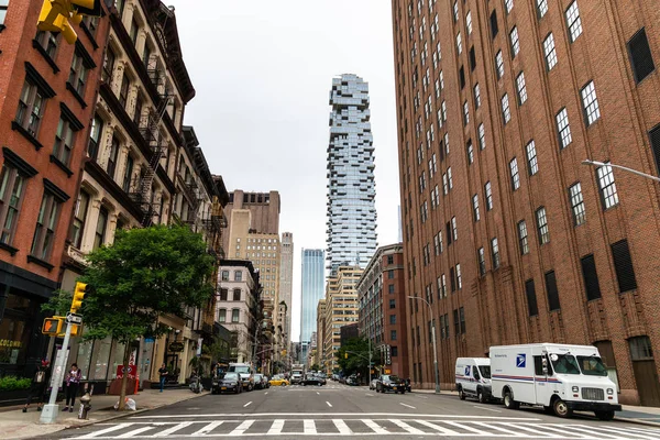 New York / États-Unis - 27 juin 2018 : rues TriBeCa et façade des bâtiments, magasins, restaurants, cafés et appartements à Manhattan — Photo