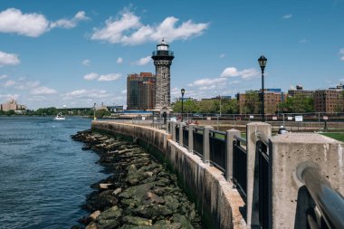 Roosevelt Adası 'ndaki deniz feneri parkı