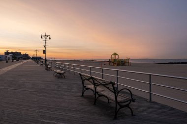 Coney Adası, New York 'ta gün doğumu.