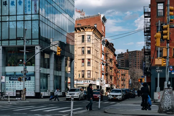 Allen Street pohled na Čínskou čtvrť v Dolním Manhattanu — Stock fotografie