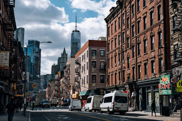 Henry Street vy över Chinatown på nedre Manhattan — Stockfoto