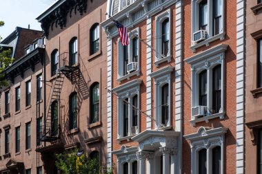Brooklyn Heights 'ın sokak ve apartmanları