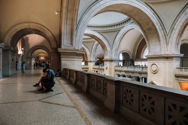 Museo Metropolitano de Arte en la ciudad de Nueva York es un hito de Nueva York wh — Foto de Stock