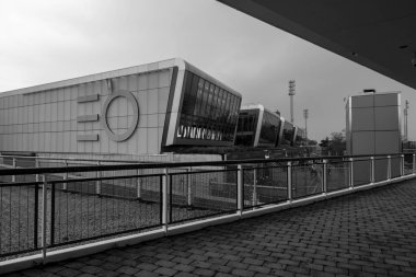 New York Limanı 'ndaki Staten Island Feribotu ile Lower Manh karşı karşıya.