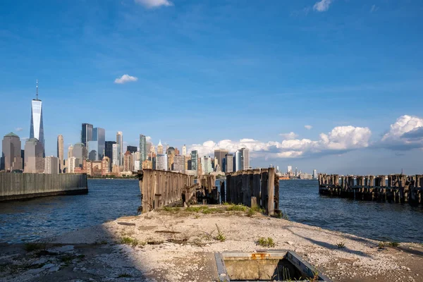 自由州立公园 英语 Liberty State Park 是美国新泽西州的一个公园 图库社论照片 C Edichenphoto 自由州立公园 英语 Liberty State Park 是美国新泽西州的一个公园 图库社论照片 C Edichenphoto