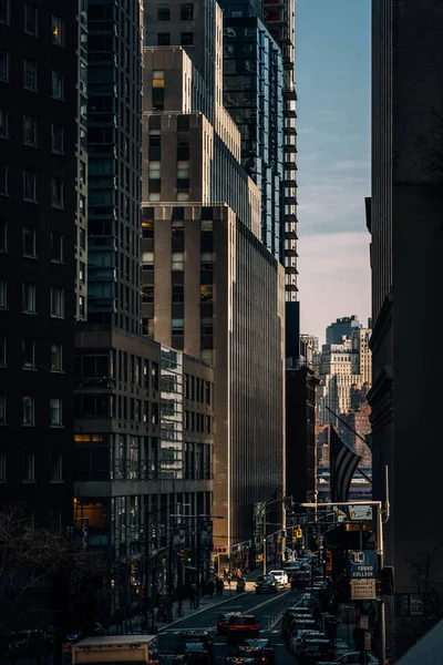 Ogólny widok ulicy Wall Street obszarze w dzielnicy finansowej — Zdjęcie stockowe