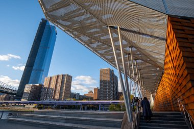 35. İskele parkı güz aylarında Aşağı Doğu Yakası 'nda.