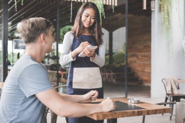 Yemek siparişi müşteri 