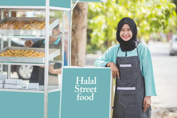 Muslimské podnikatel s ze stánků — Stock fotografie