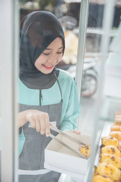 Muzulmán dolgozó nő — Stock Fotó