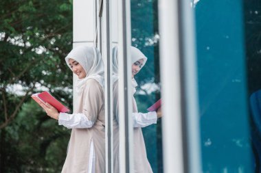 Kampüste Müslüman öğrenci