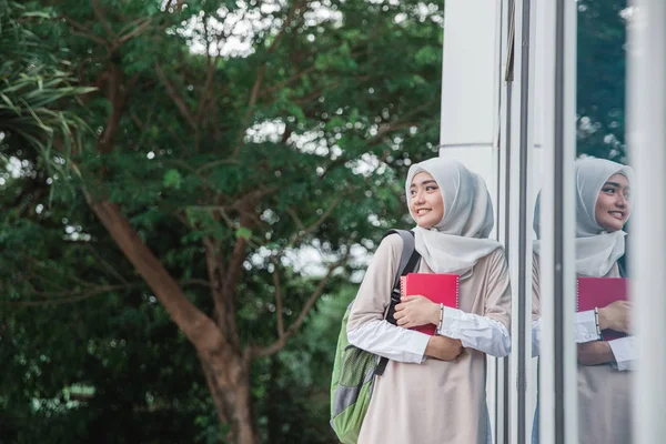 Muslim student on campus — Stock Photo, Image