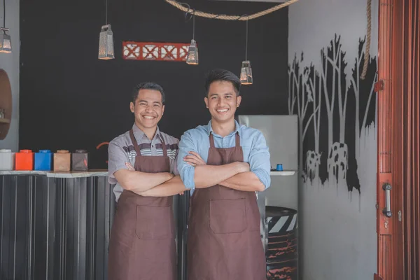 Lycklig två café ägare — Stockfoto
