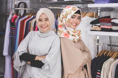  Asyalı kadın işletme sahipleri 