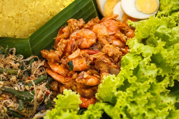 Plato indonesio oseng tempe udang — Foto de Stock