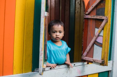 şirin Asyalı küçük çocuk