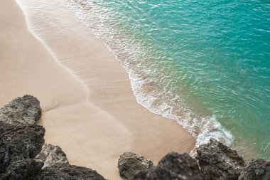 okyanus Sahil güzel renk deniz dalgaları ile