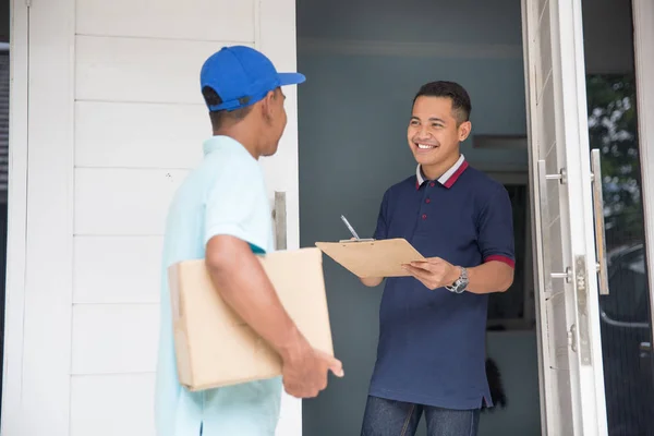 Home delivery service — Stock Photo, Image