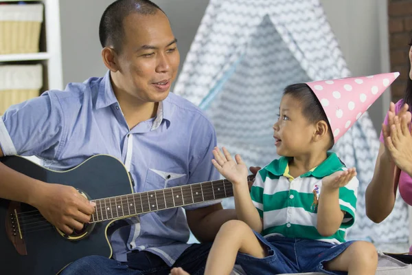 Playing music with son concept — Stock Photo, Image