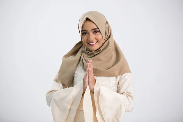 Молодая мусульманка — стоковое фото