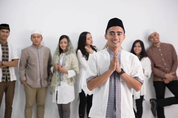 Group of men and woman asian muslim — Stock Photo, Image