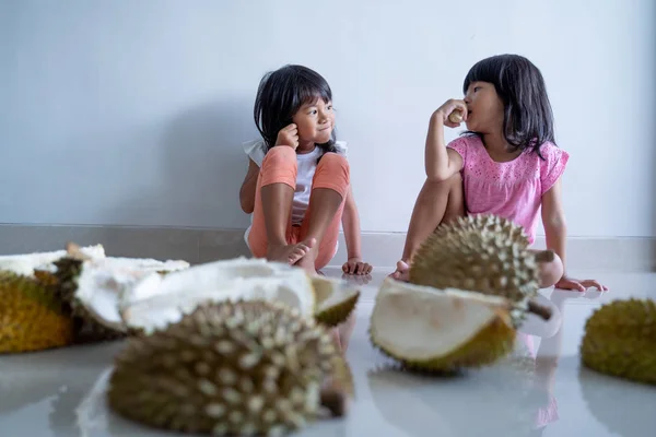 kids love to eat durian fruit