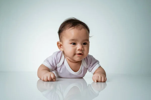 Baby is on his stomach development — Stock Photo, Image