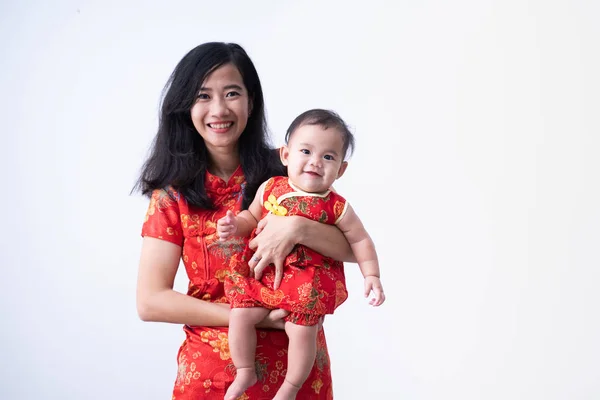 Mother and daughter on chinese new year — Stock Photo, Image