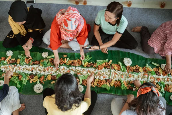 Kembulan javanese makan tradisi — Stok Foto