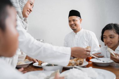 Ramazan 'da iftar yemeği