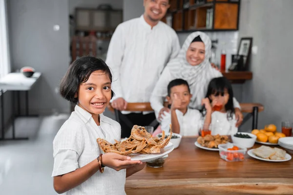 Iftar dinner with family — Stock Photo, Image