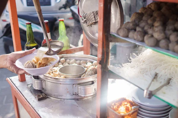 Bakso. indonesian meatball street food with soup — Stock Photo, Image