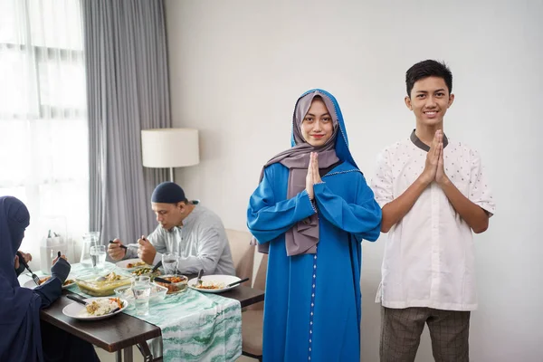 Muslim berharap eid mubarak — Stok Foto