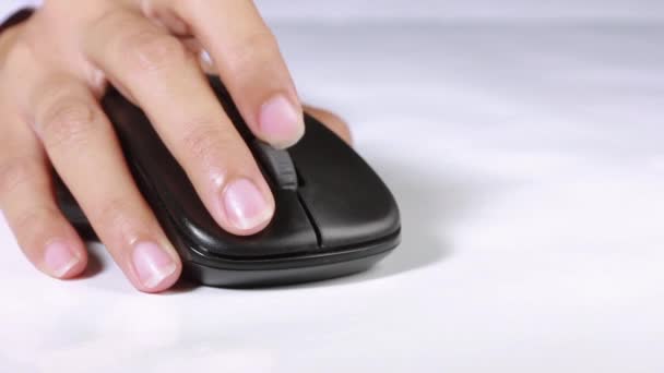 Scorrere su e giù per un mouse del computer . — Video Stock