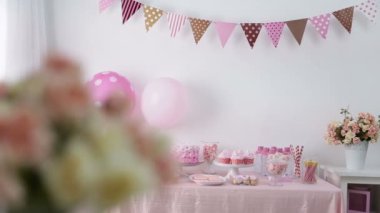 Bir doğum günü partisinin güzel köşesi