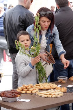 Geleneksel tatlım market Street, Sofya, Bulgaristan 9 Nisan 2017. 