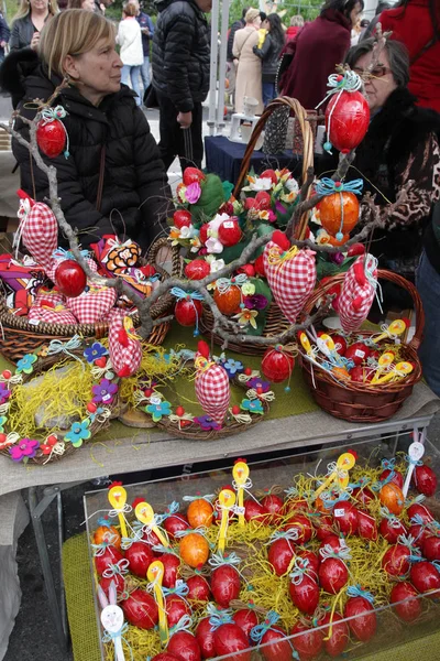 Decoraciones Regalos Hechos Mano Mercado Callejero Para Las Vacaciones Pascua — Foto de Stock