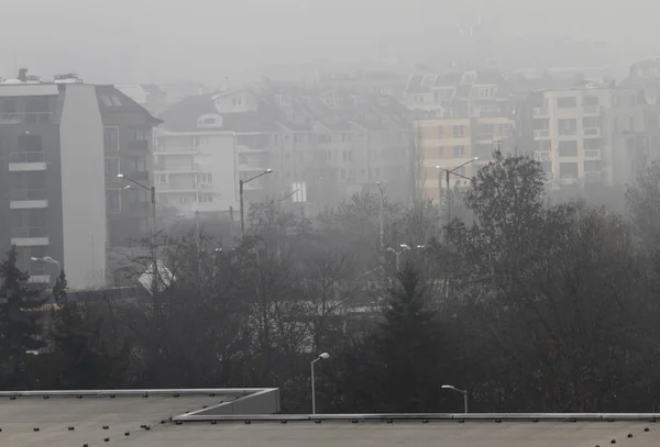 Fijne stoflucht in de stad en Pm2.5 stof. Stadsafval — Stockfoto