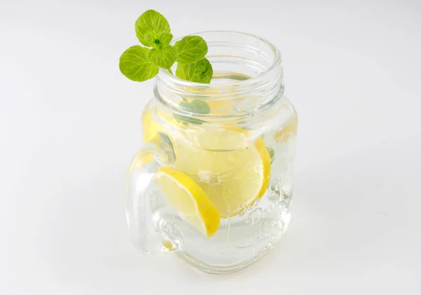 Glass of water, lemon and mint. Detox. — 스톡 사진