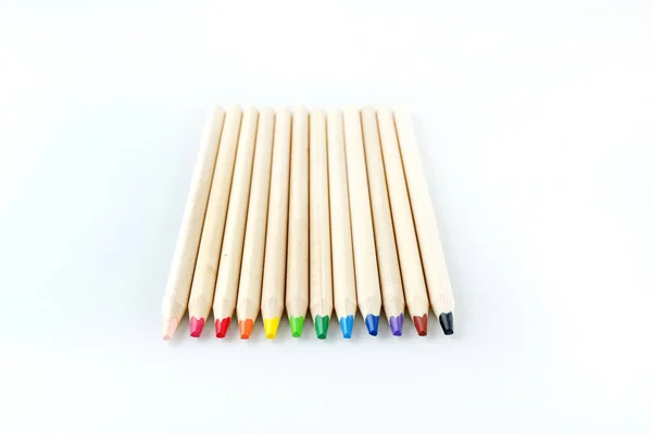 Kleur Potloden Voor Tekening Geïsoleerd Een Witte Achtergrond — Stockfoto