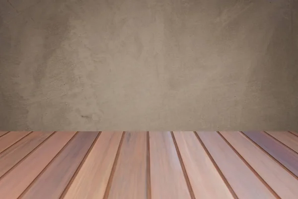 Mesa de madera vacía con fondo de pared de hormigón — Foto de Stock