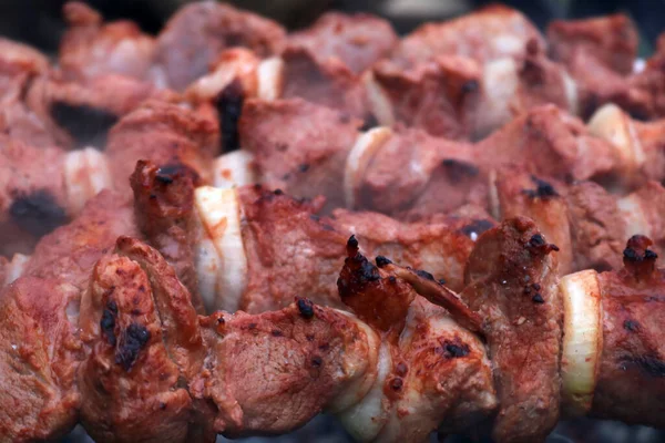 Ψητό Κρέας Ψησίματος Στη Φωτιά Κρέας Μπάρμπεκιου — Φωτογραφία Αρχείου