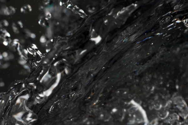 水を用いた抽象暗い背景 — ストック写真